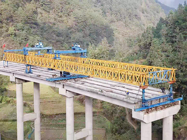 架橋機(jī)