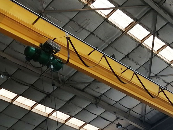 LH型電動(dòng)葫蘆雙梁橋式起重機(jī)