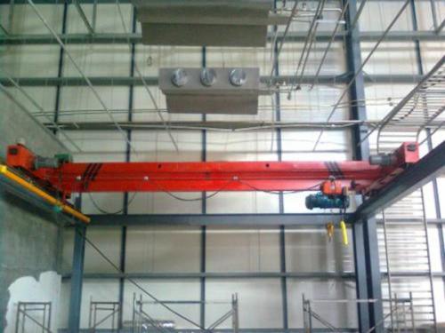 分析行車(chē)行吊的環(huán)境適配度