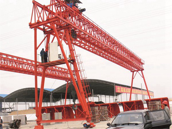 陜西全門(mén)式起重機(jī)的金屬結(jié)構(gòu)的組成