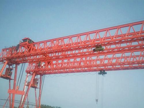 山西長(zhǎng)治龍門(mén)吊安裝調(diào)試過(guò)程中常見(jiàn)的問(wèn)題